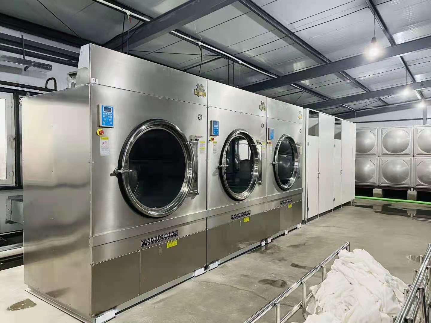 �V������